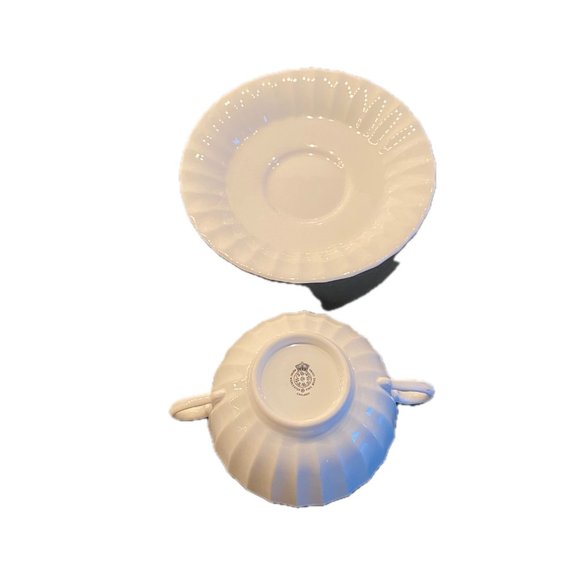 Royal Westchester Cream or Soup Bowl & Saucer Set Warmstry White Discont EUC - Picture 4 of 8